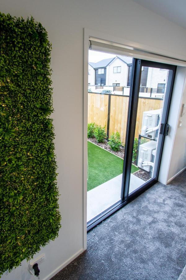 2 Bed Central Addington W/Park Christchurch Exteriör bild