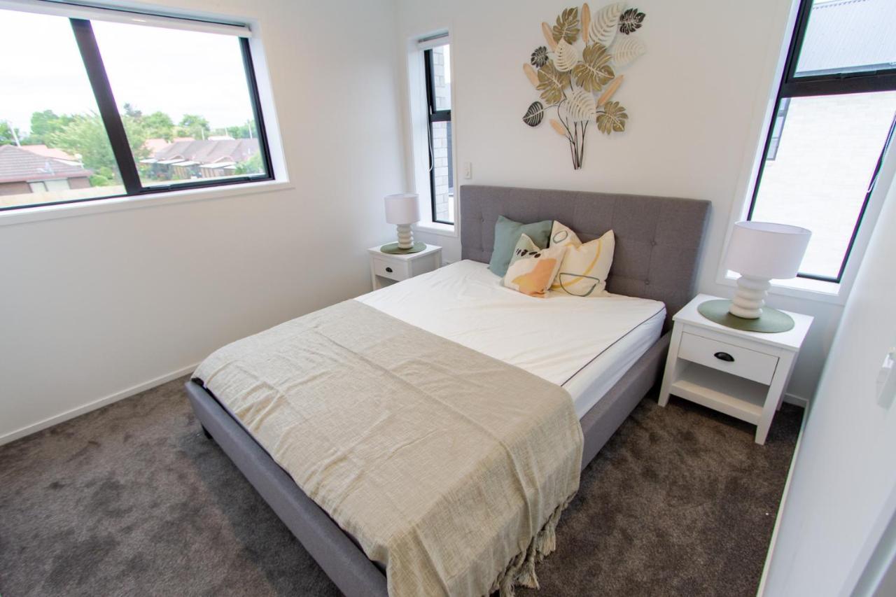 2 Bed Central Addington W/Park Christchurch Exteriör bild