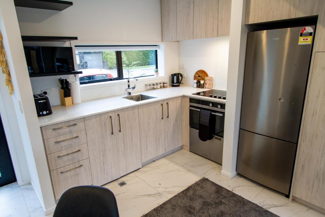 2 Bed Central Addington W/Park Christchurch Exteriör bild